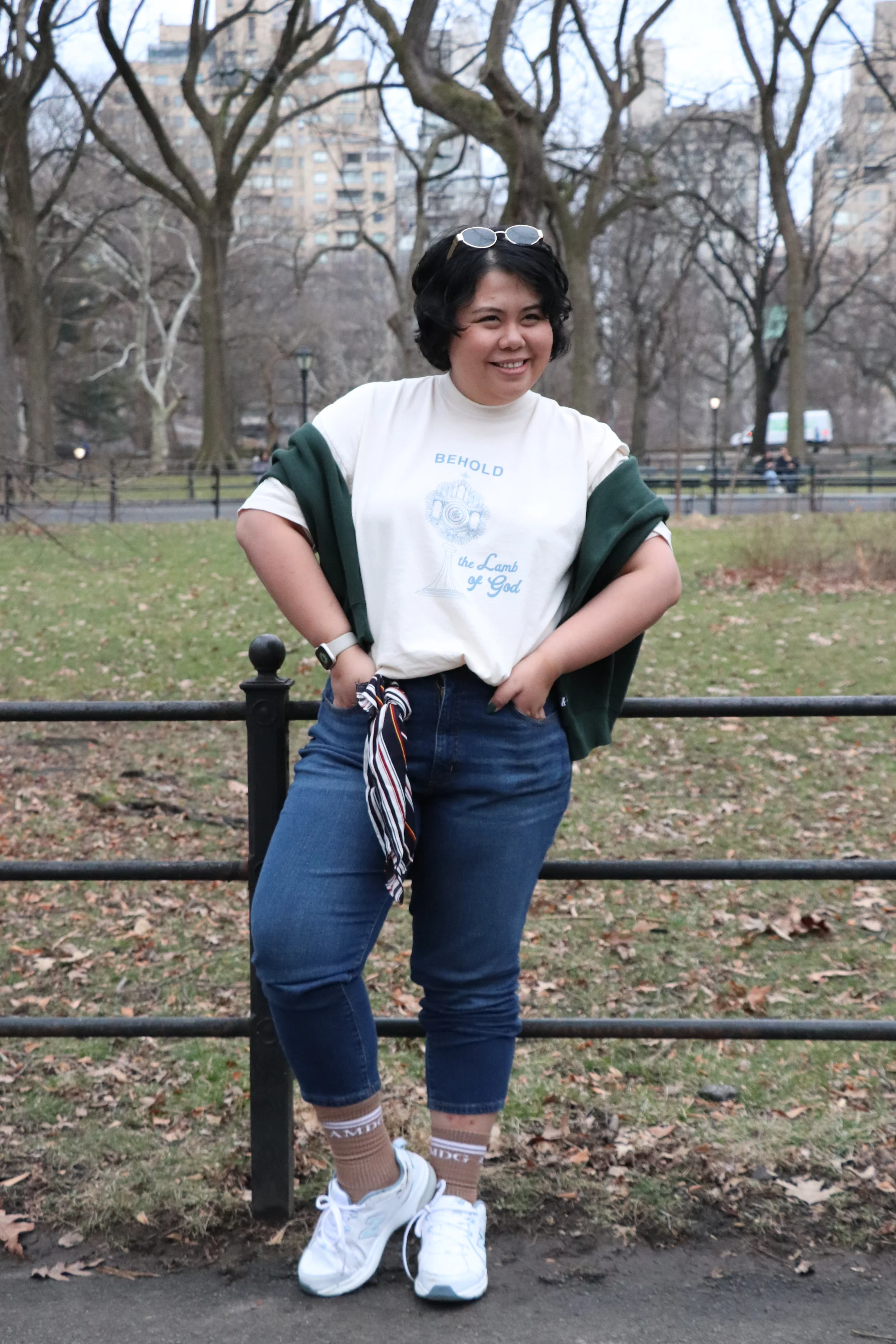 "Behold the Lamb of God" / Heavy-Weight T-Shirt - Image 6