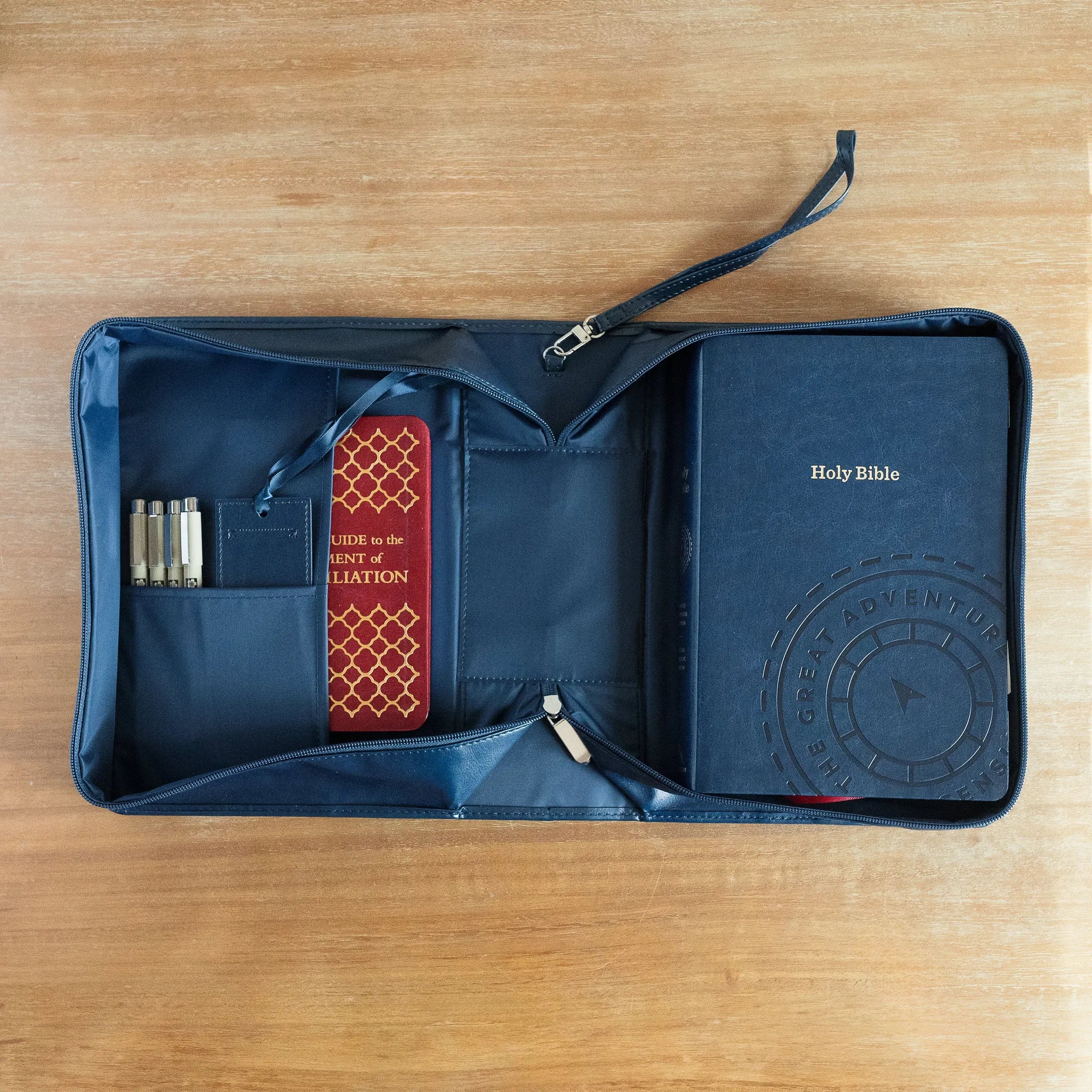 Live Life Through the Lens of Scripture Bible Cover (Leatherlike) Navy - Image 7